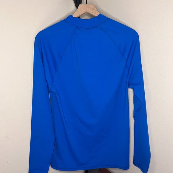 Amazon Essentials UPF 50+ Men's Long Sleeve Rashguard - Blue - Picture 2 of 5
